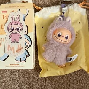 Popmart Pin For Love Tiny Labubu - M